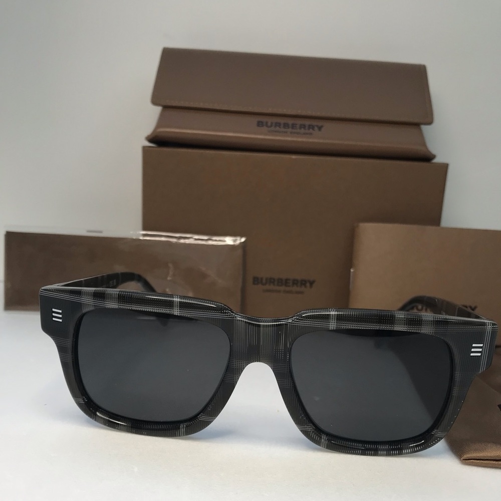 💯 - New Authentic Burberry, Hayden, Sunglasses, BE4394-380487-54 - Picture 7 of 14